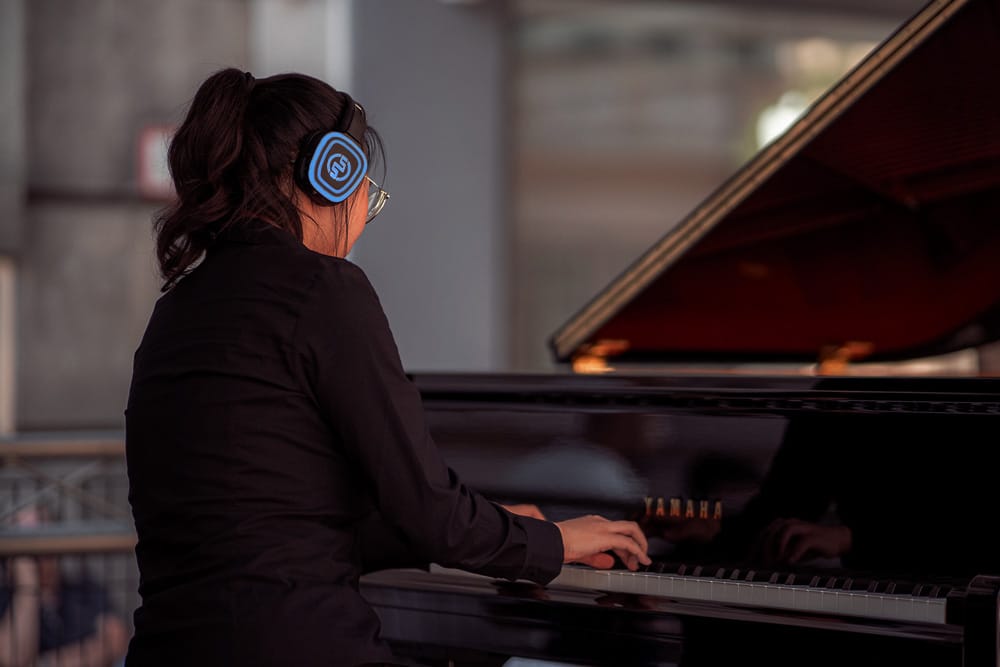 cuffie-sx-839-silentsystem-yamaha-concerto Silentsystem SX-839 wireless headphones at a Yamaha concert
